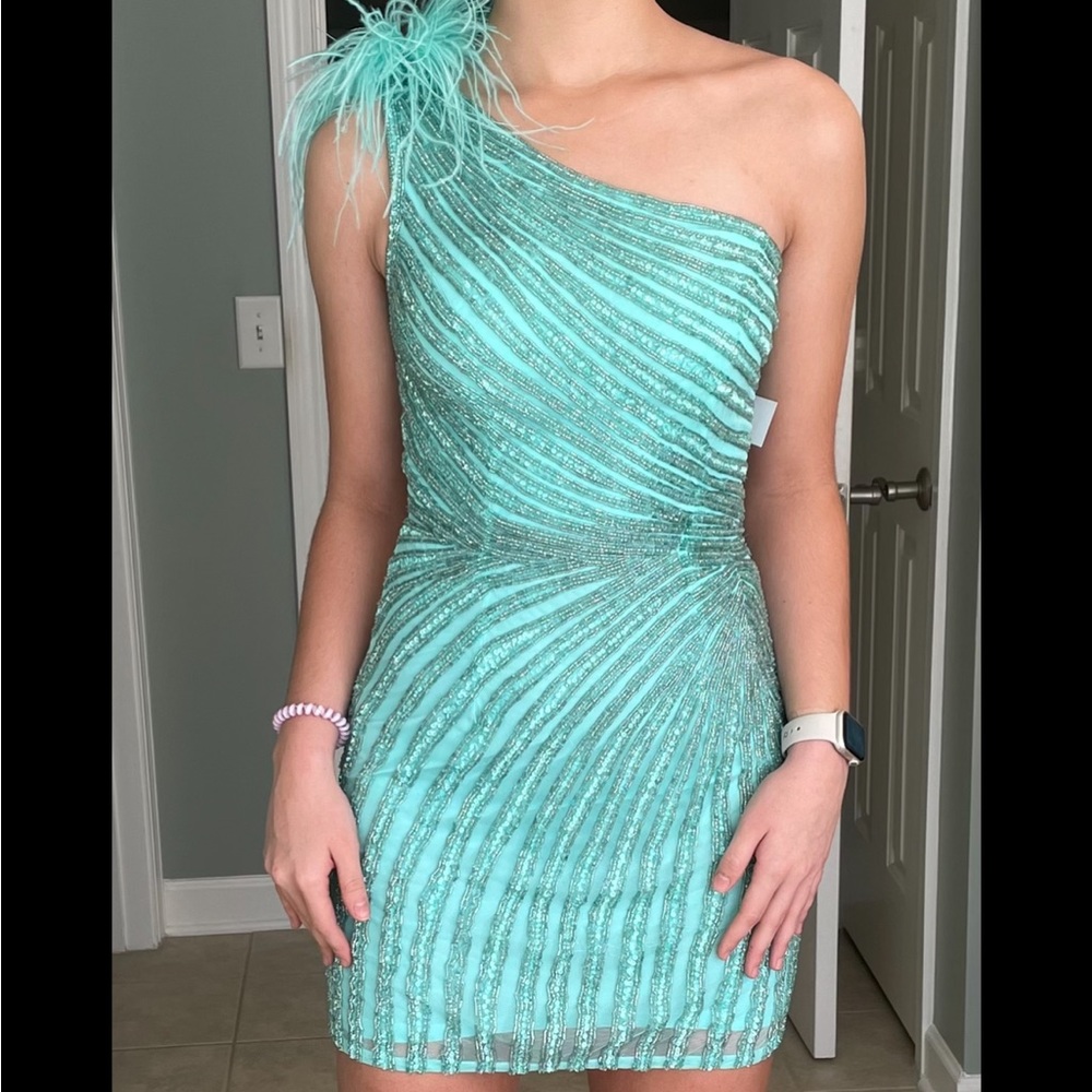 Sherri Hill Cocktail Mint Green Size 0, perfect for homecoming